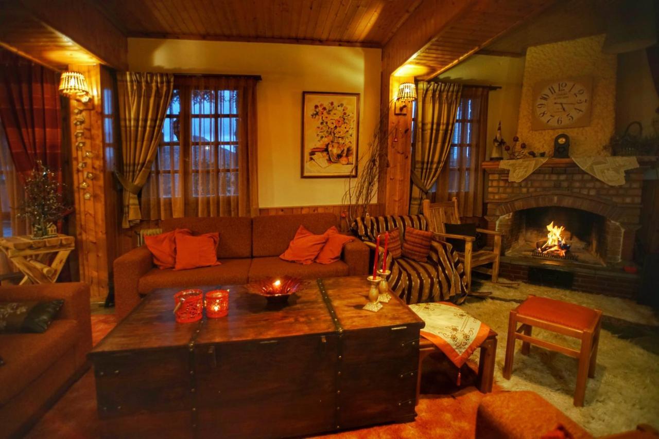 Guesthouse Alexandra Eptalofos Ngoại thất bức ảnh