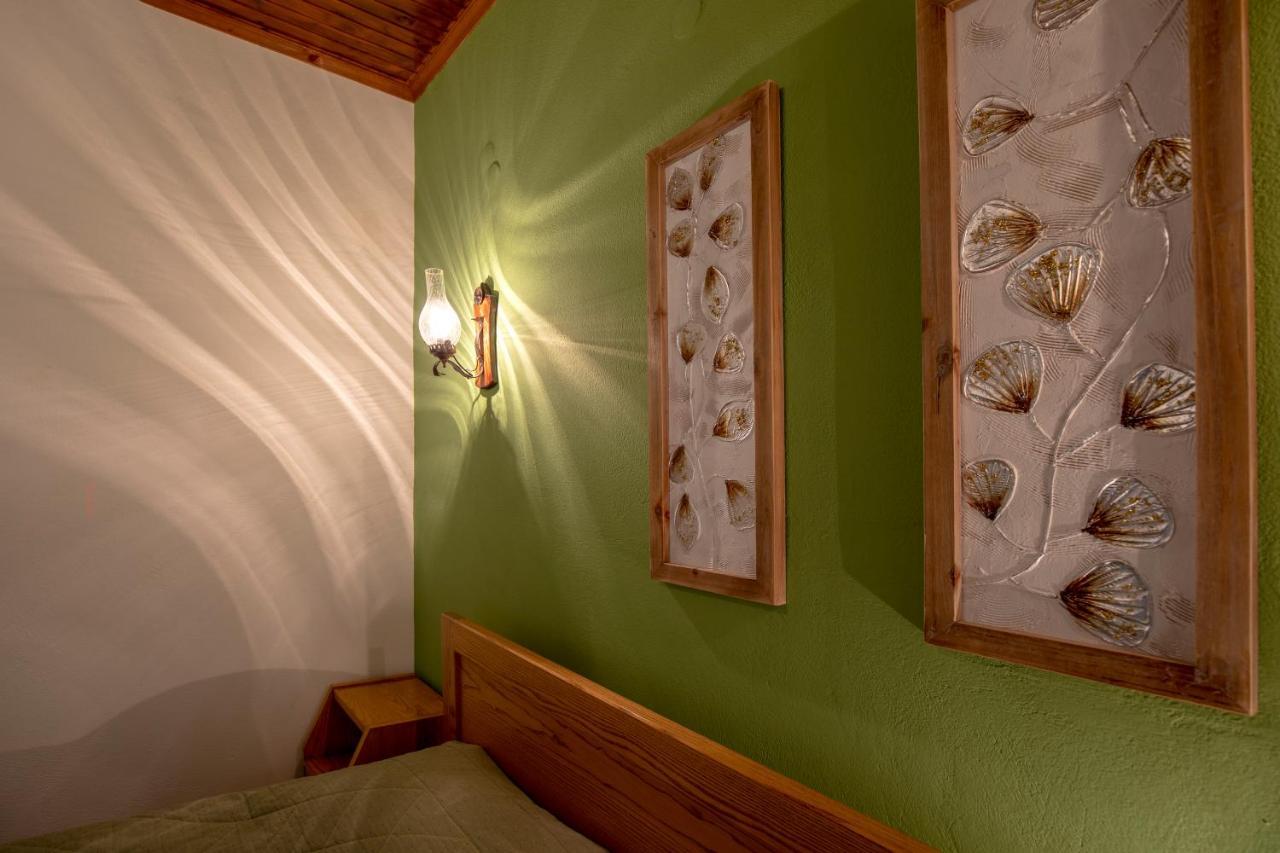 Guesthouse Alexandra Eptalofos Ngoại thất bức ảnh
