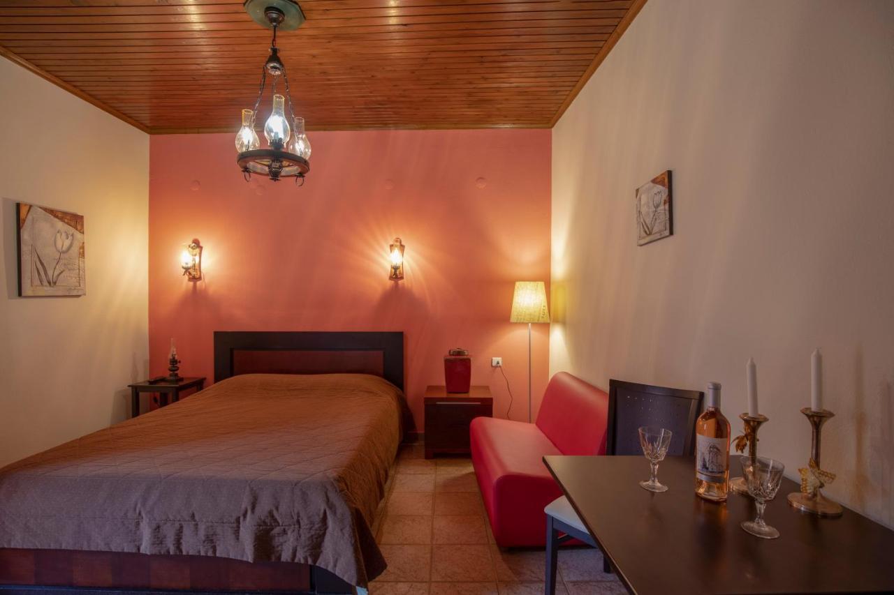 Guesthouse Alexandra Eptalofos Ngoại thất bức ảnh