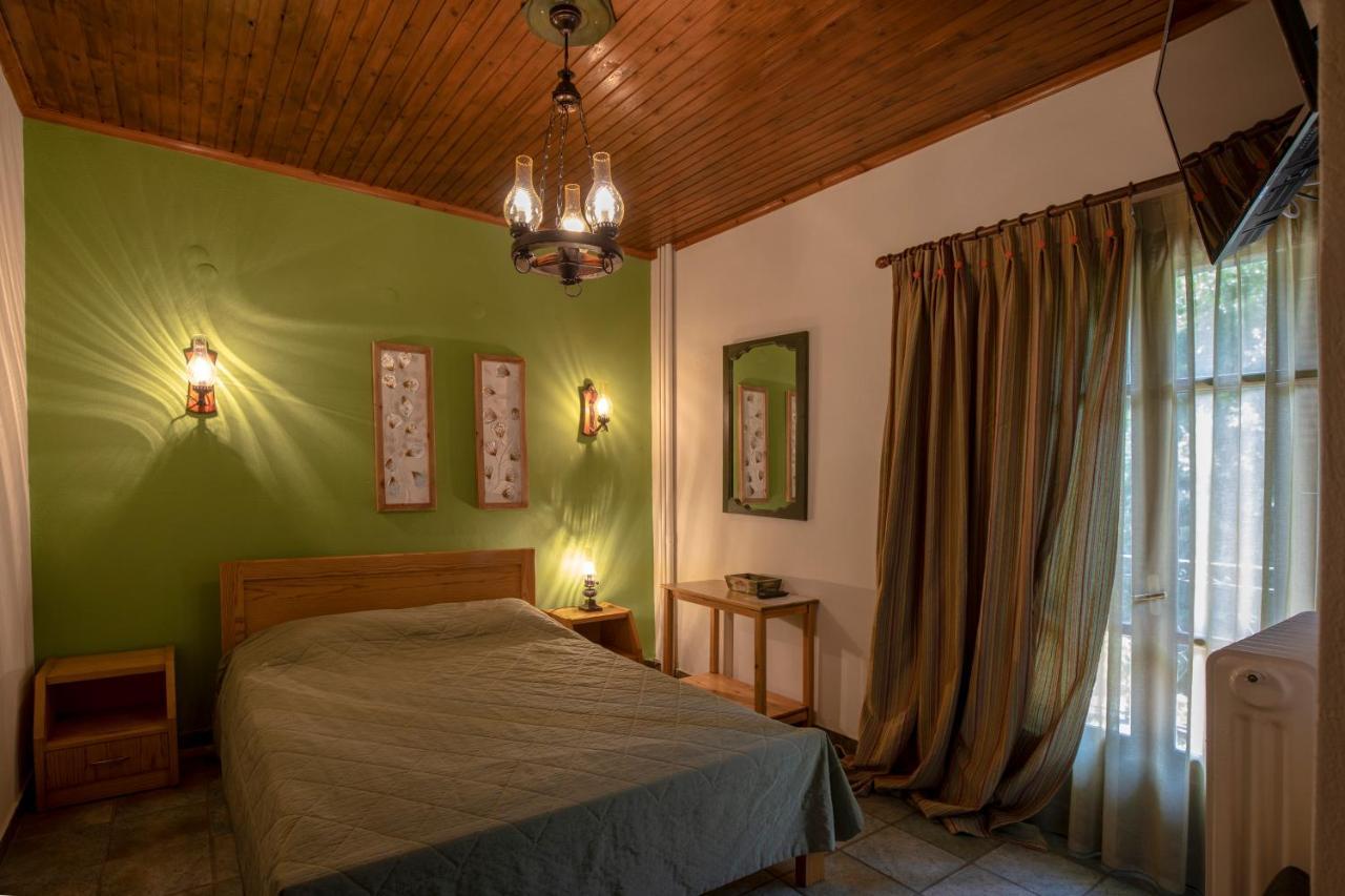 Guesthouse Alexandra Eptalofos Ngoại thất bức ảnh
