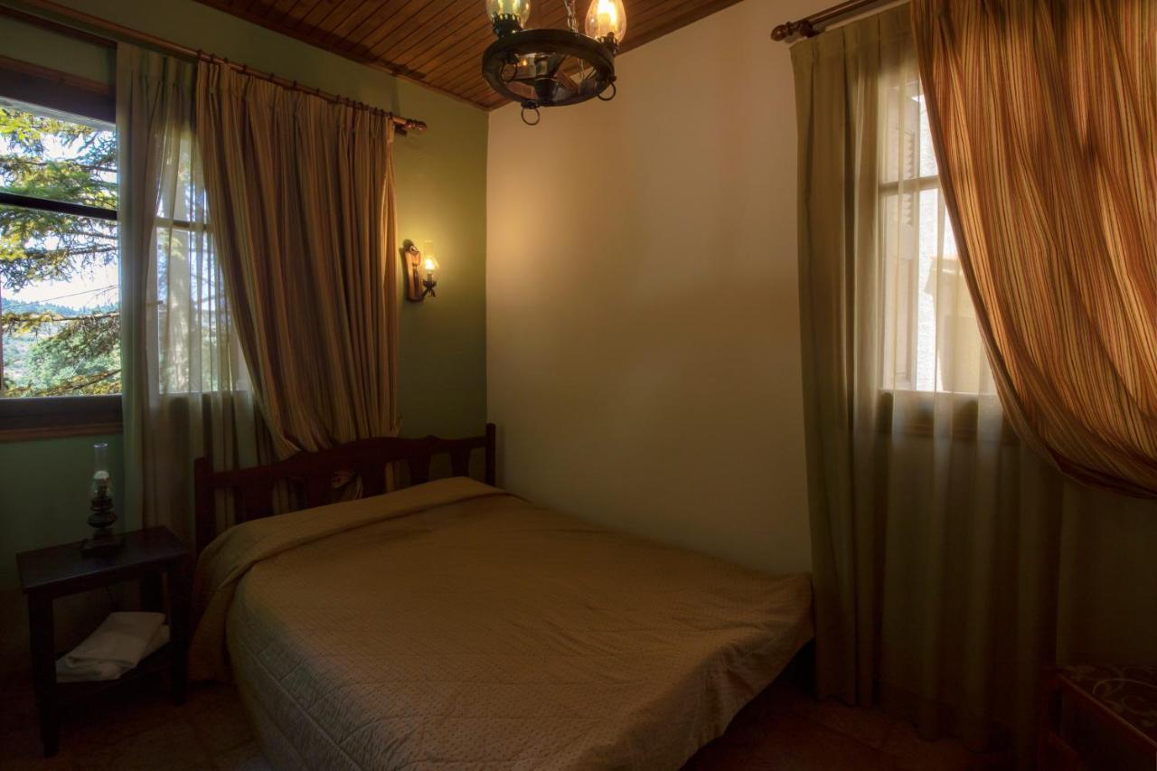 Guesthouse Alexandra Eptalofos Ngoại thất bức ảnh