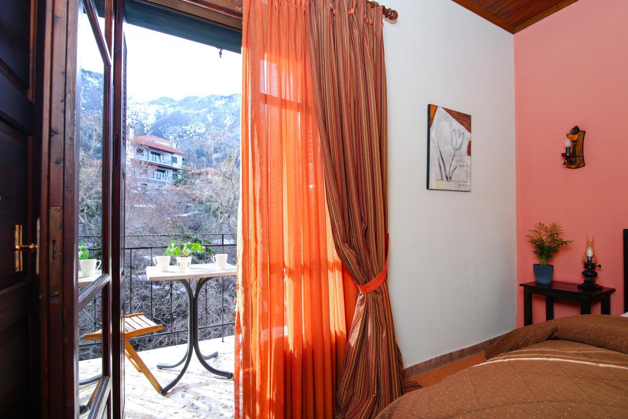 Guesthouse Alexandra Eptalofos Ngoại thất bức ảnh