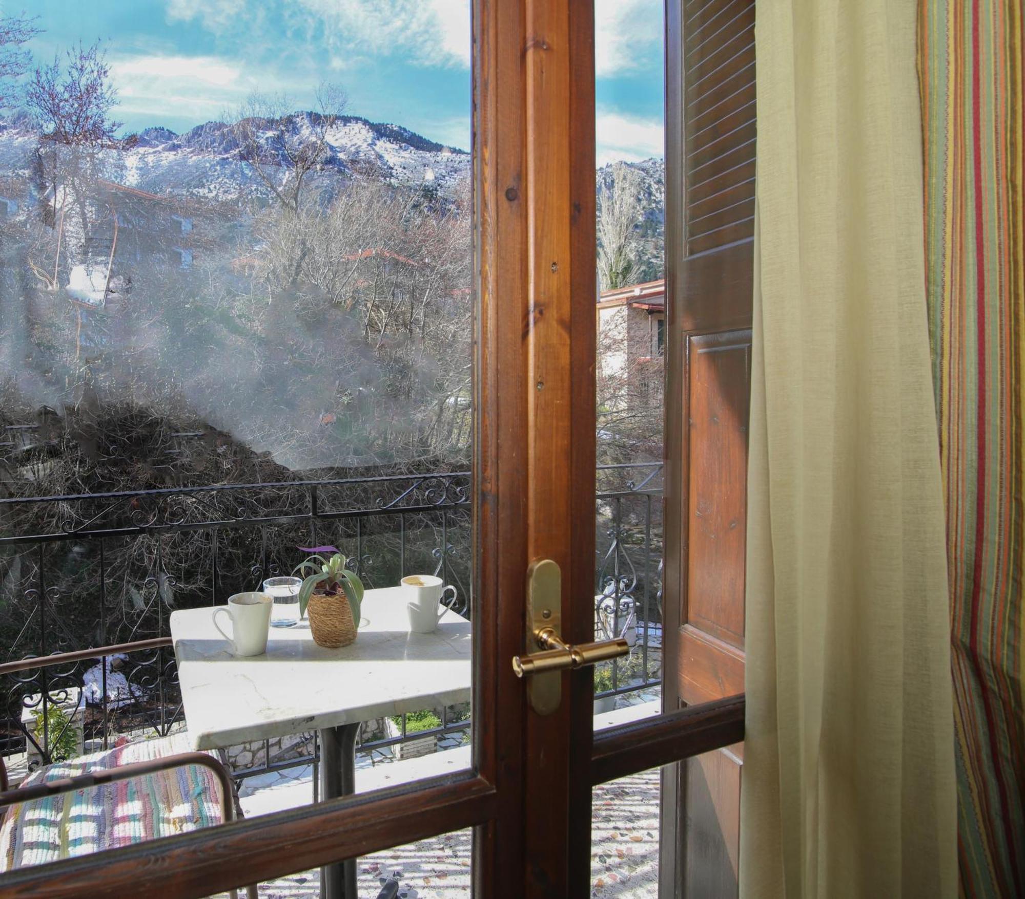 Guesthouse Alexandra Eptalofos Ngoại thất bức ảnh