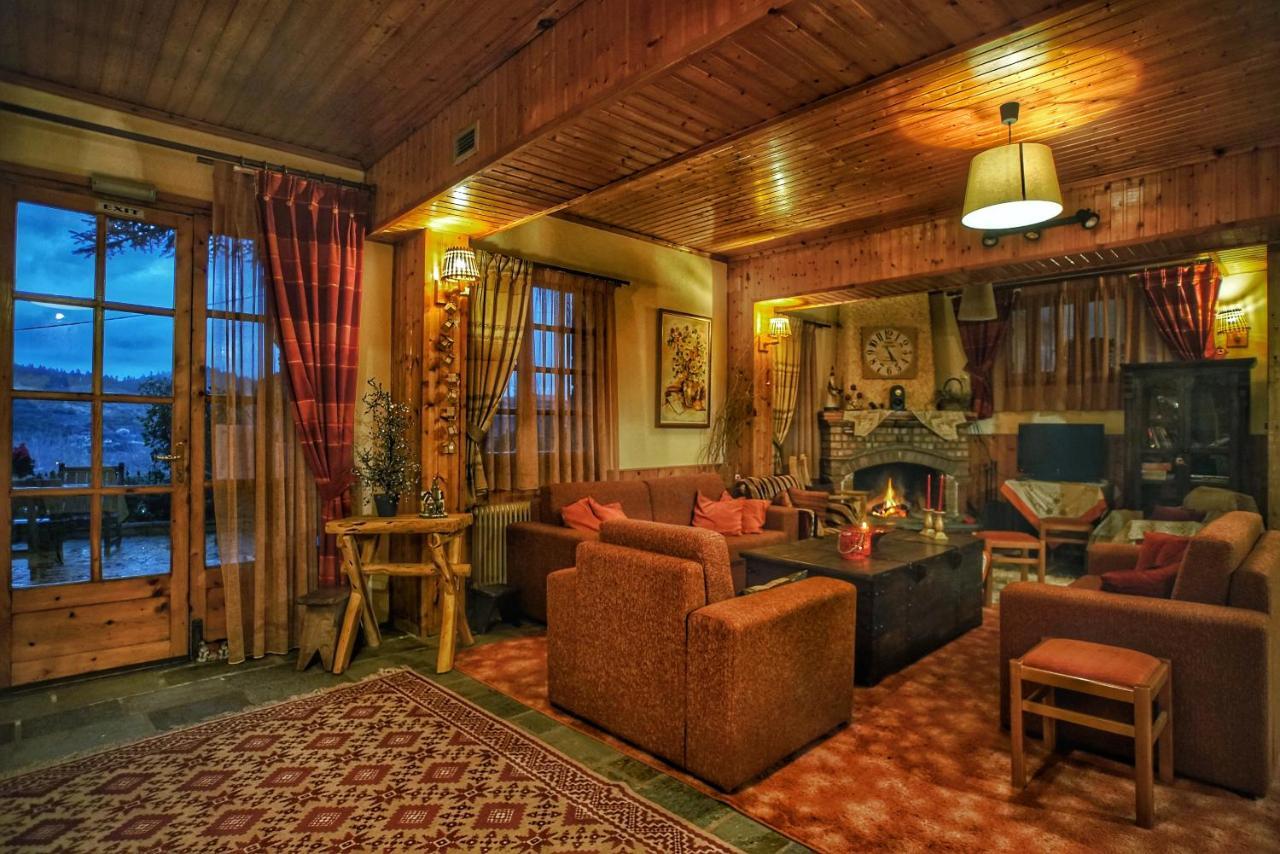 Guesthouse Alexandra Eptalofos Ngoại thất bức ảnh